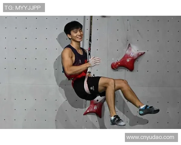 西安攀岩队防守策略解析与攀岩热点的深度探讨